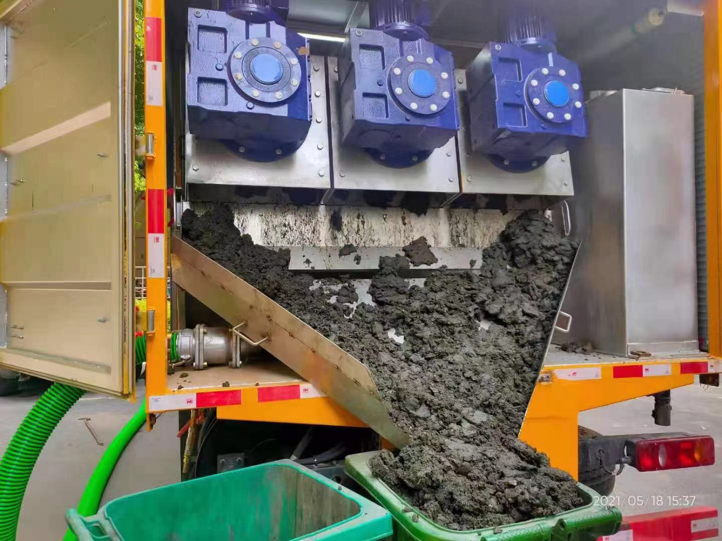 金波乡化粪池清掏城市维护站-泥浆净化干湿分离处理